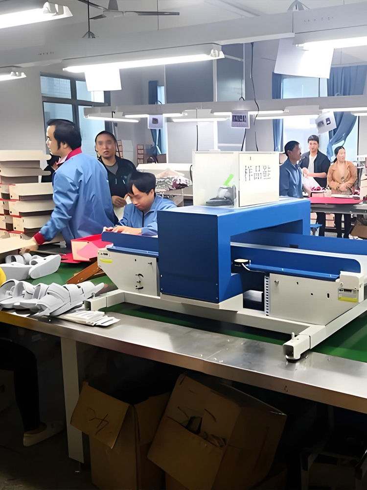 台式检针机在制鞋工厂中的应用